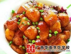 栗子红烧肉的做法